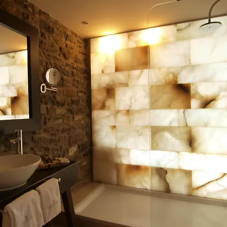 Siete Reyes فندق 2*